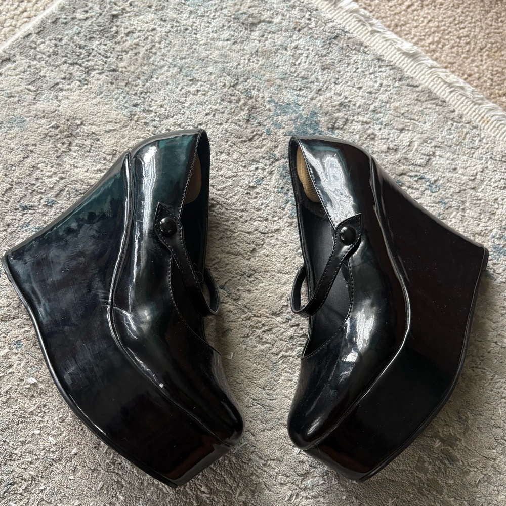 Ellie Mary Jane  Platform Shoes - Picture 9 of 10